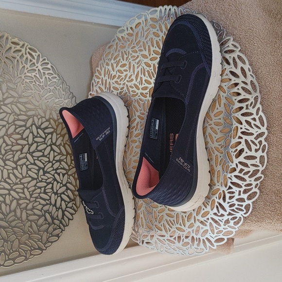 Skechers Navy and Pink Slip-On Shoes - Picture 5 of 7